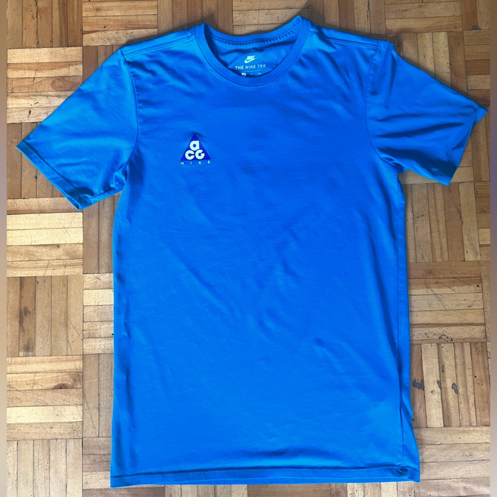 NIKE ACG tee